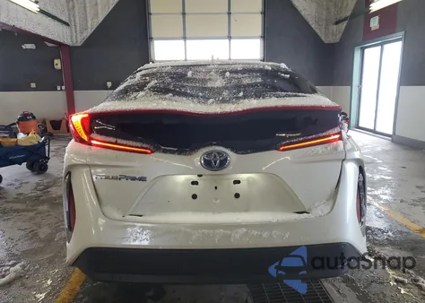 2018 Toyota Prius Prime from USA, damaged, VIN JTDKARFP3J3076830